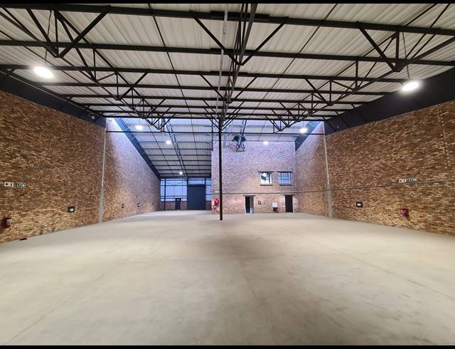 877M² WAREHOUSE TO LET IN RIVERSANDS
